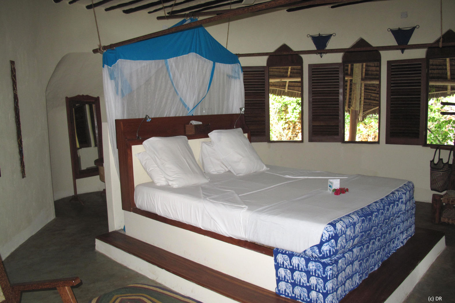 hotel-img