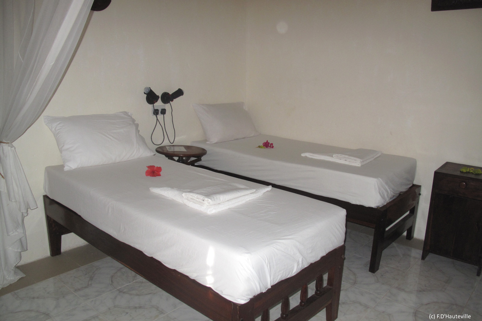 hotel-img