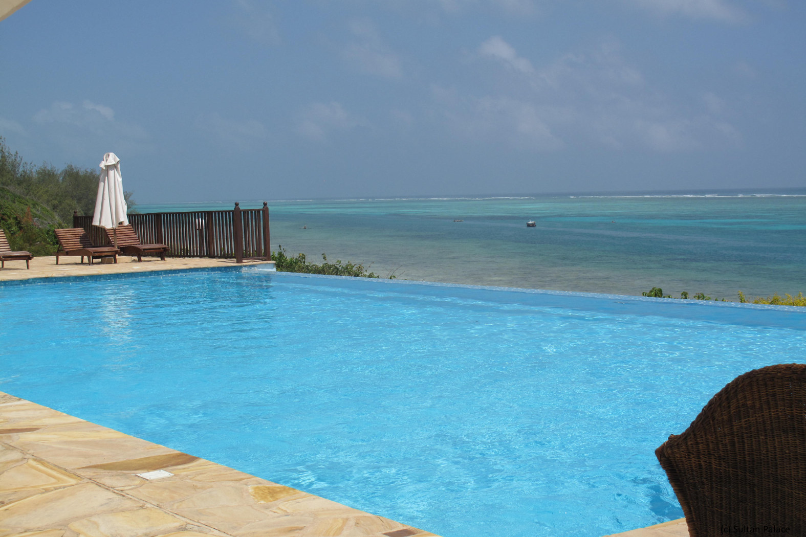 hotel-img
